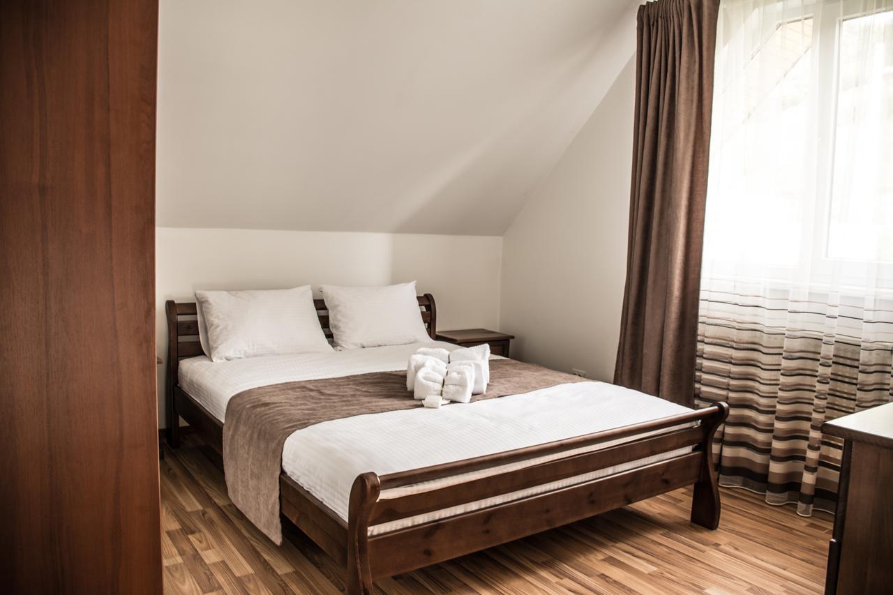 Sunhouse Villa Mizhhirya  Dış mekan fotoğraf