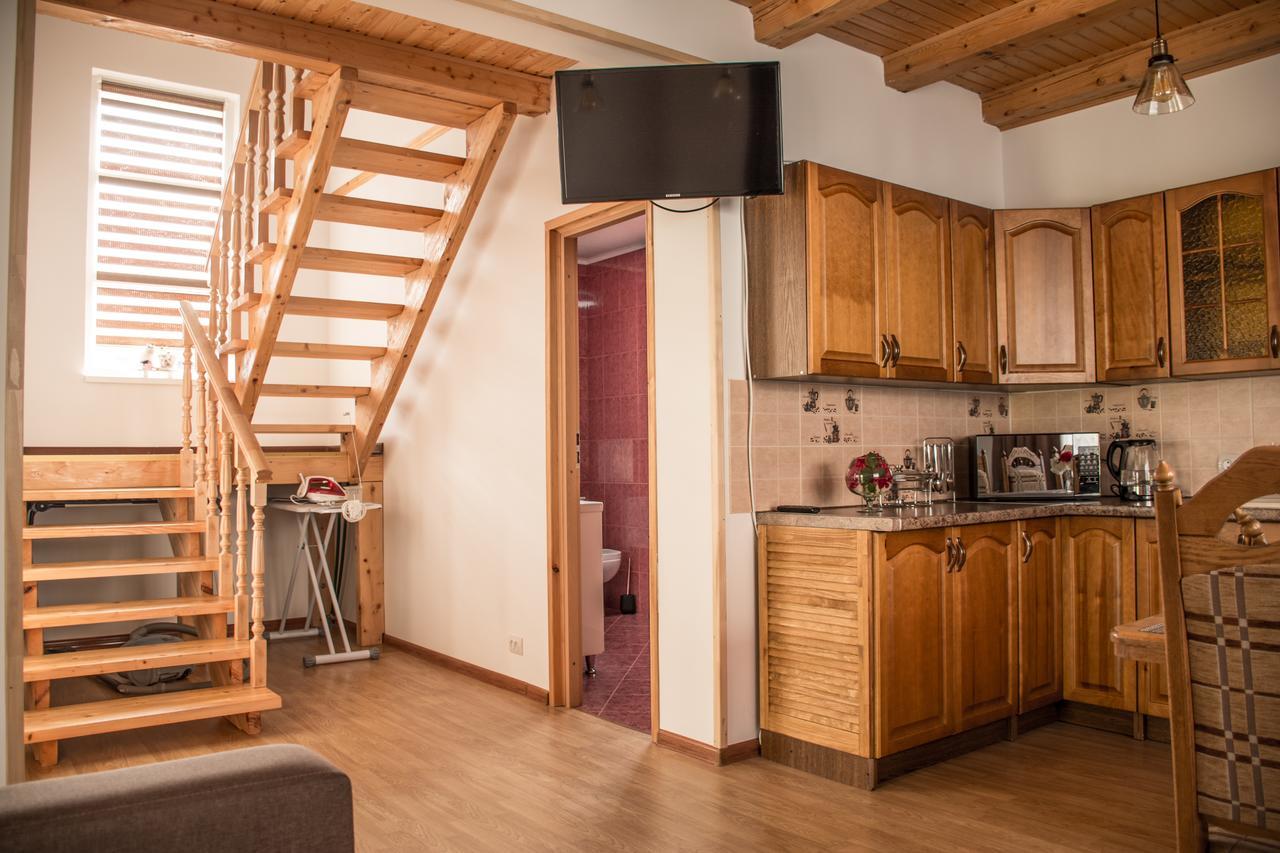 Sunhouse Villa Mizhhirya  Dış mekan fotoğraf