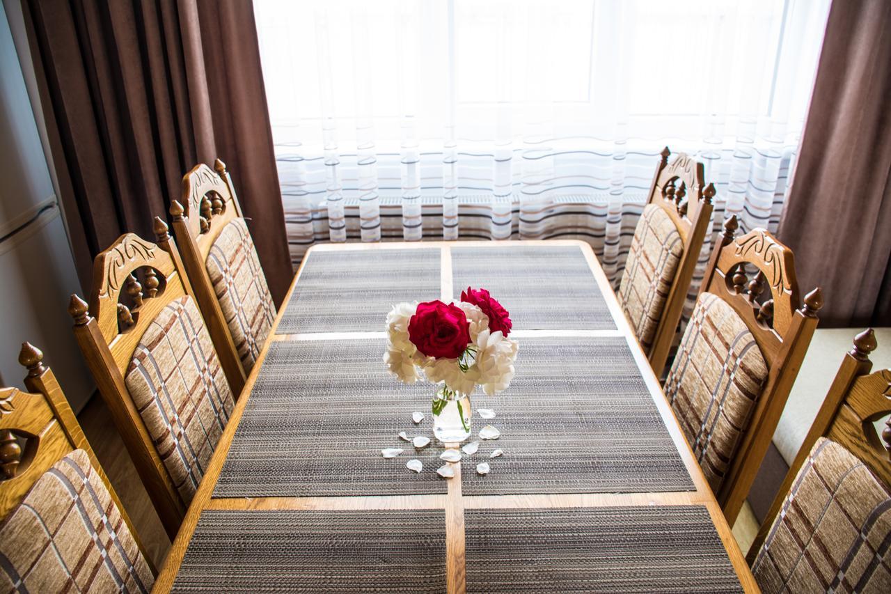 Sunhouse Villa Mizhhirya  Dış mekan fotoğraf